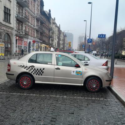 Taxi