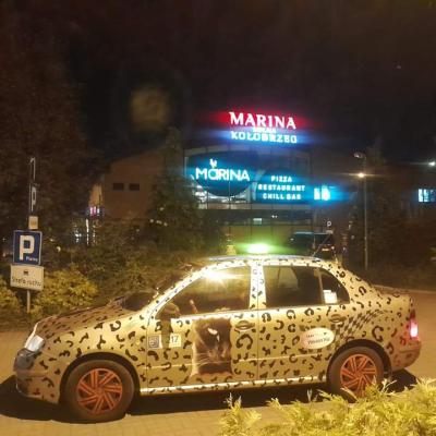 Taxi