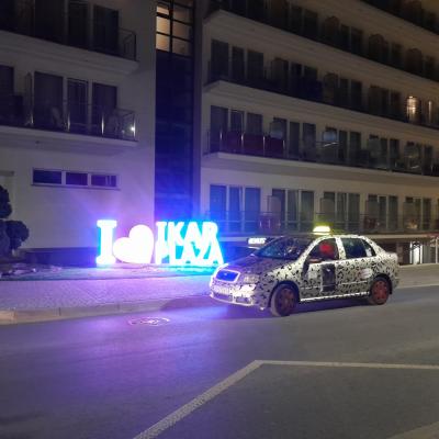 Taxi